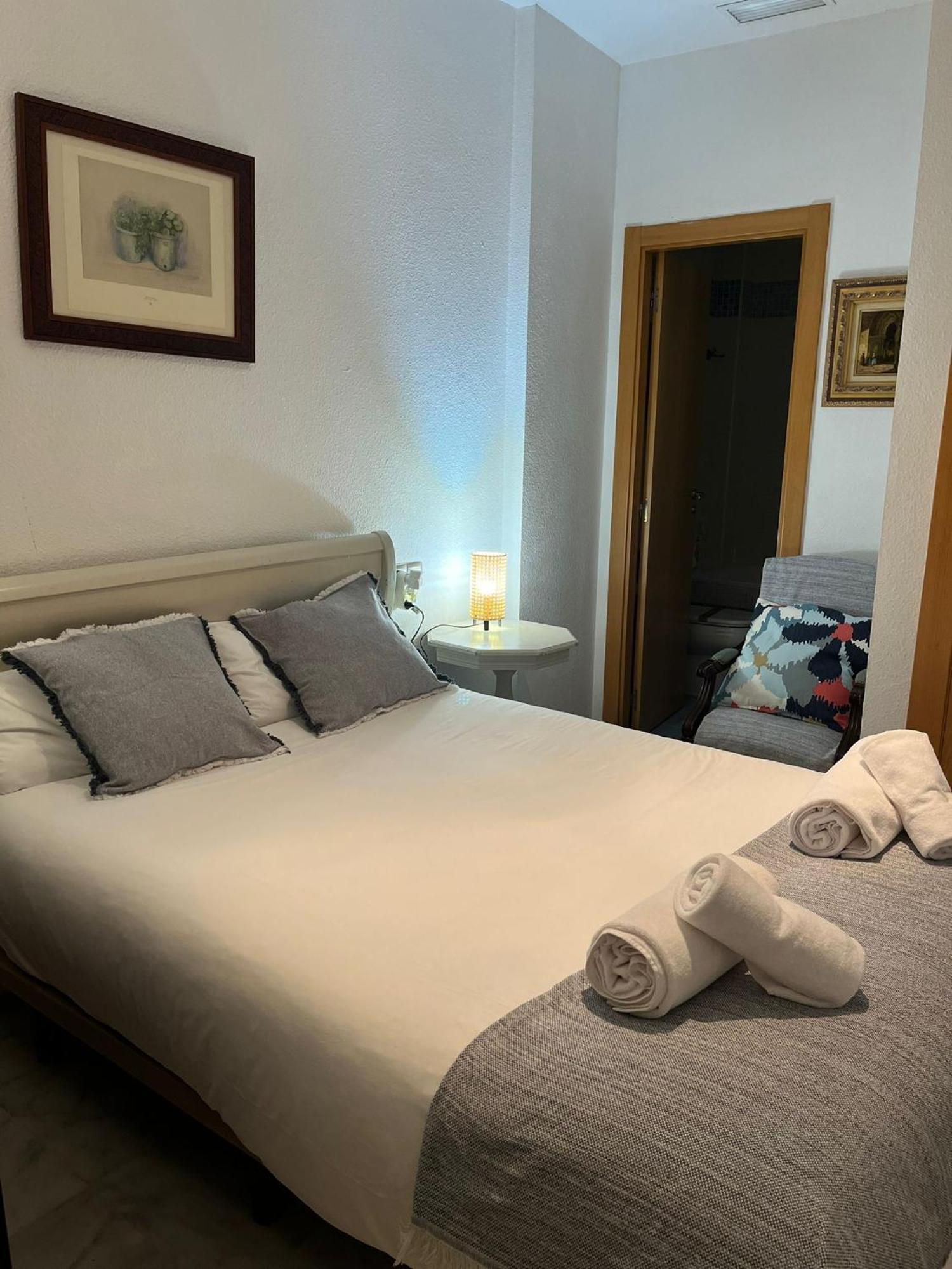 Apartamento Con Encanto Muy Centrico En Pilatos Sevilla Ideal Para Pareja Ngoại thất bức ảnh